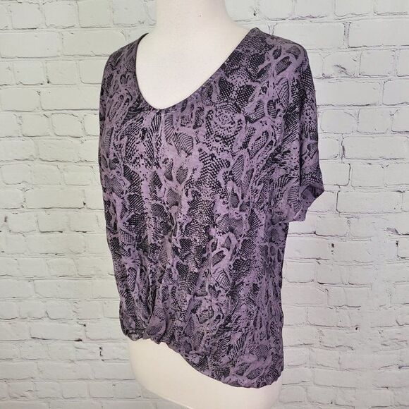 𝅺dantelle Top Falcon Camo Grey S NWT - Picture 2 of 7